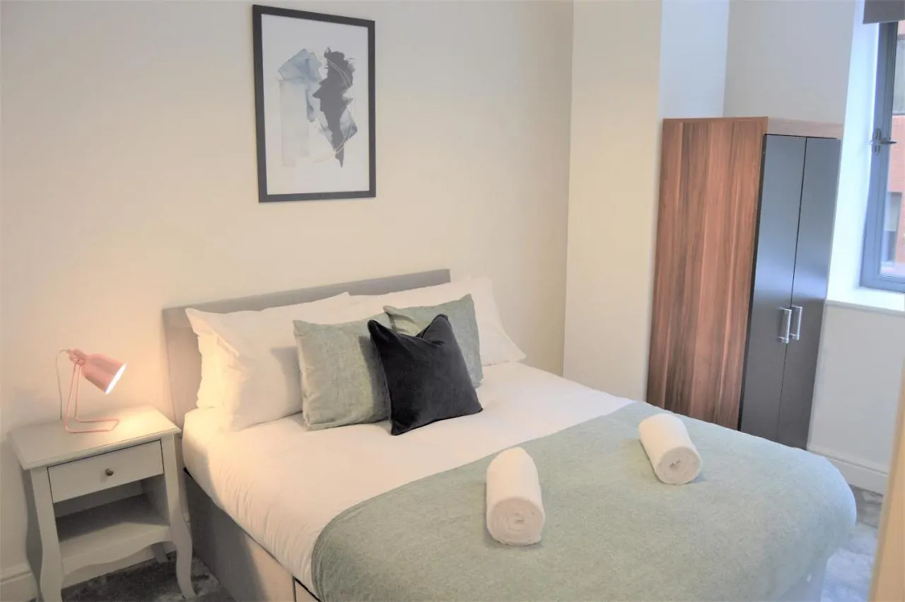 Qh30 - 2 Double Bedrooms Sleeping Up To 4 People - Close To Sheffield City Centre - Perfect For Work Or Leisure! 0*,  イギリス